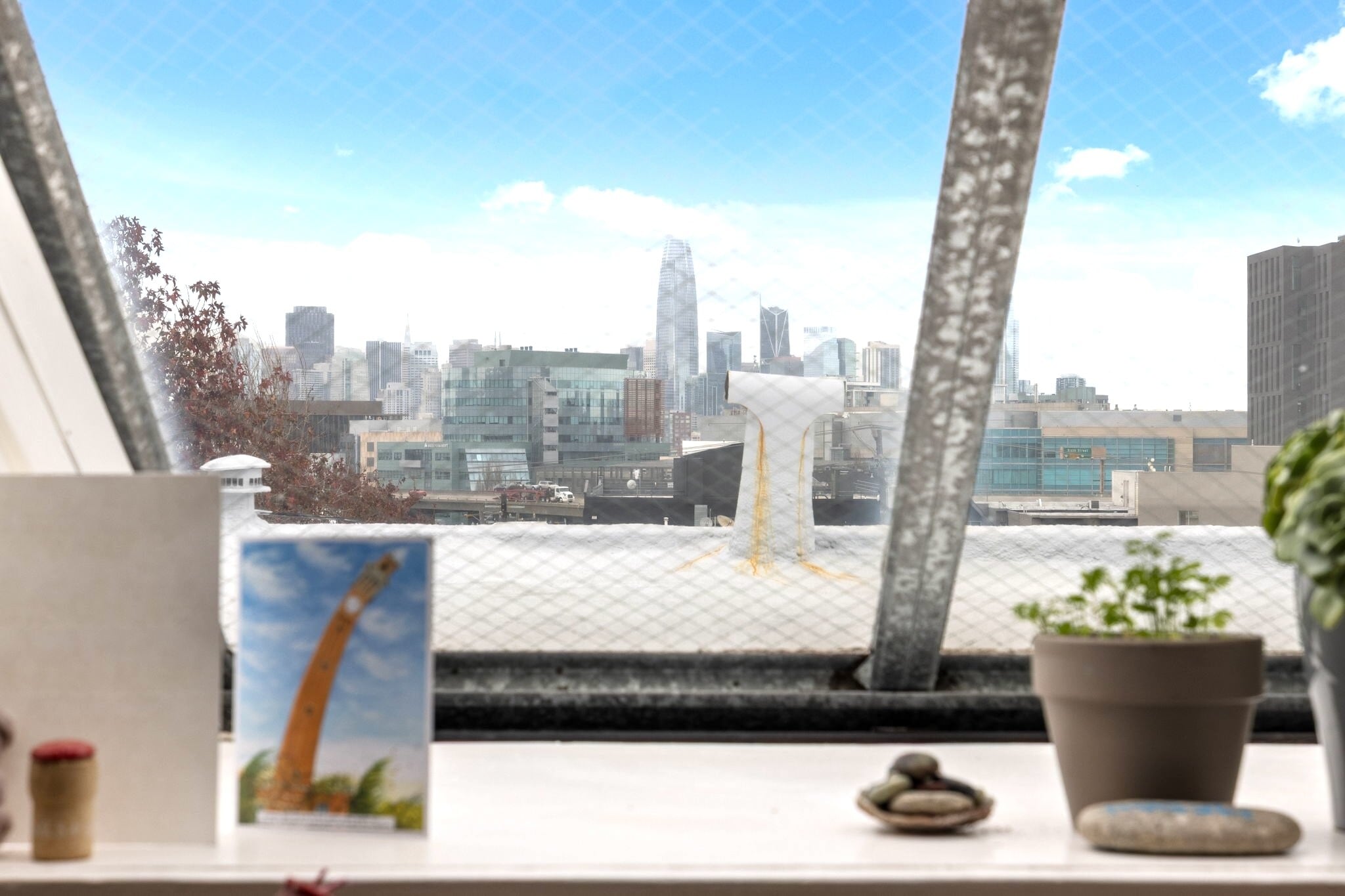 Building Photo - 235 Mississippi St