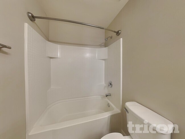 Building Photo - 1031 Fulman Rd