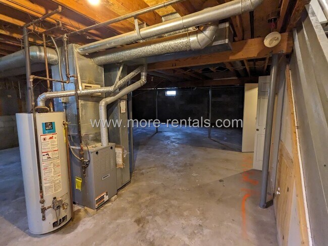 Building Photo - Remodeled house in Galloway