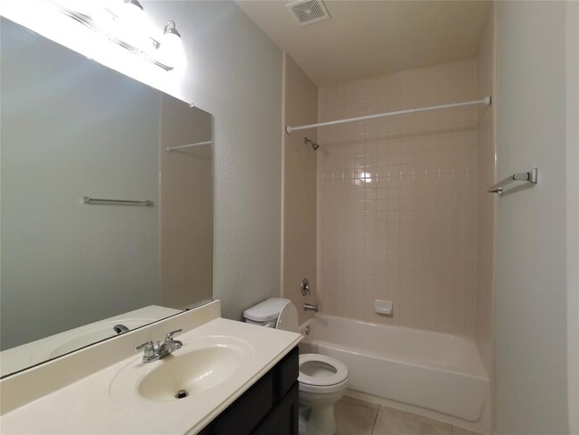 Building Photo - 3931 Medici Ct