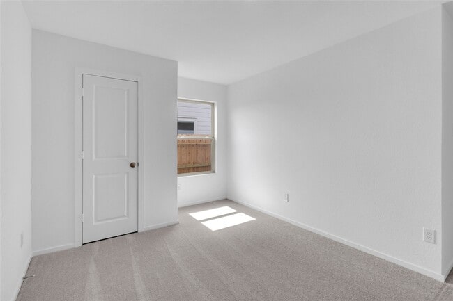 Building Photo - 18699 Cepagatti Dr