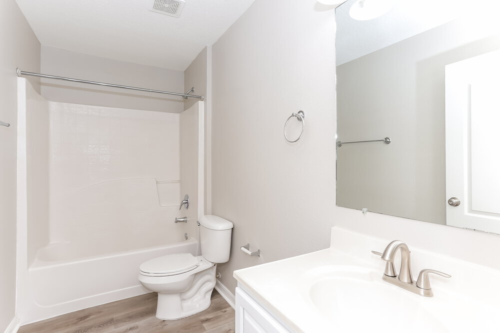 Building Photo - 97122 Yorkshire Dr