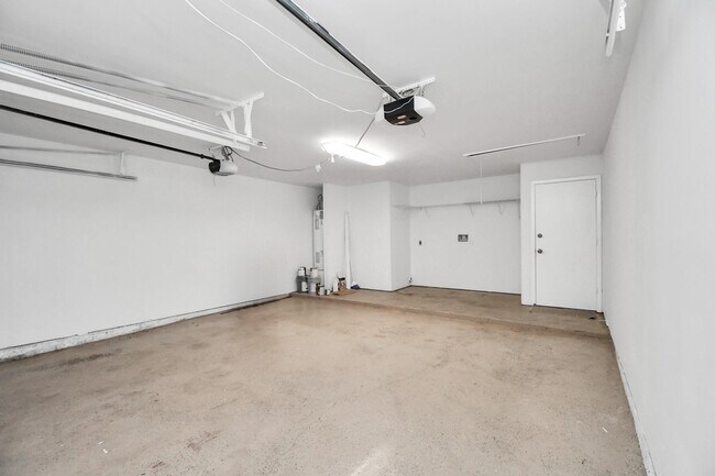 Building Photo - 2210 S Ferrisburg Ct