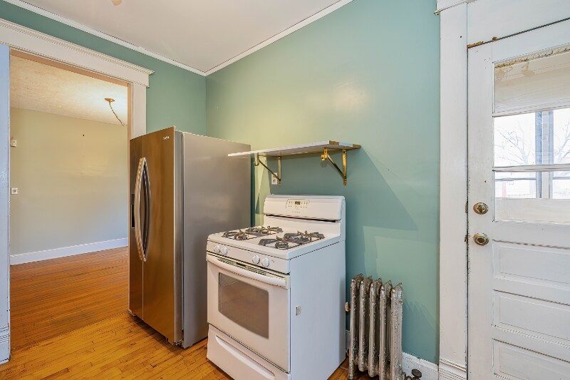 Building Photo - 977 Woodruff Pl E Dr