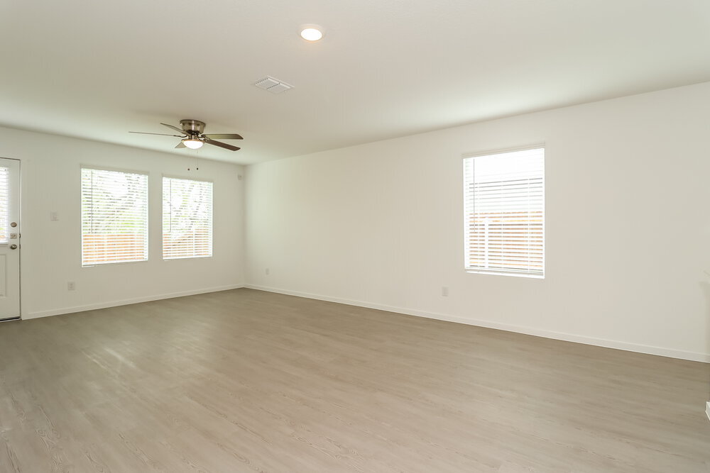 Building Photo - 118 Willow Wy