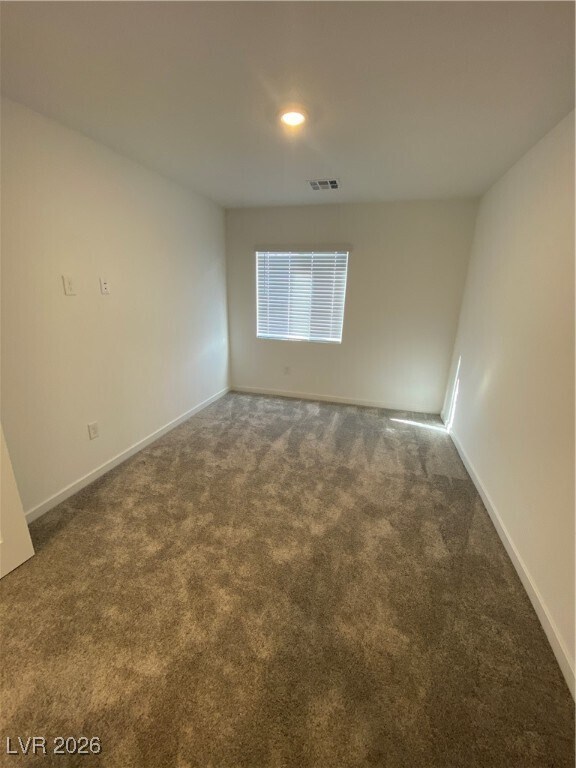 Building Photo - 9215 Sky Pointe Dr