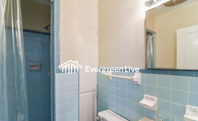 Building Photo - 3740 Dalraida Pkwy