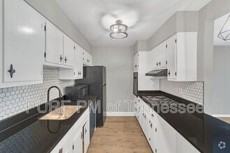 Building Photo - 1302 Mercury Blvd