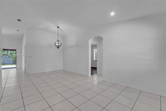 Building Photo - 14548 SW 143rd Terrace