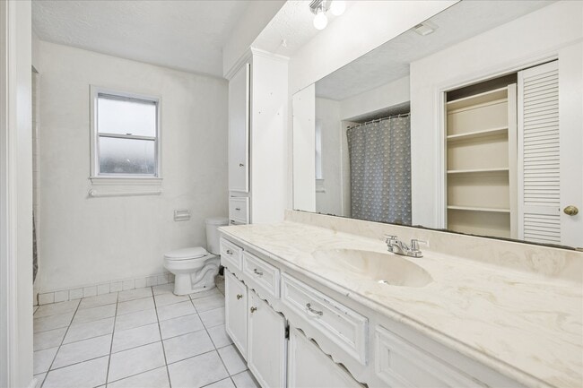 Building Photo - 13107 Tall Forest Dr