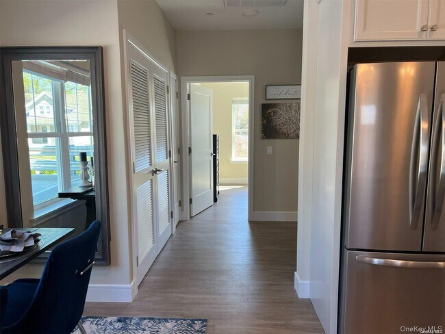 Building Photo - 1080 New York Ave