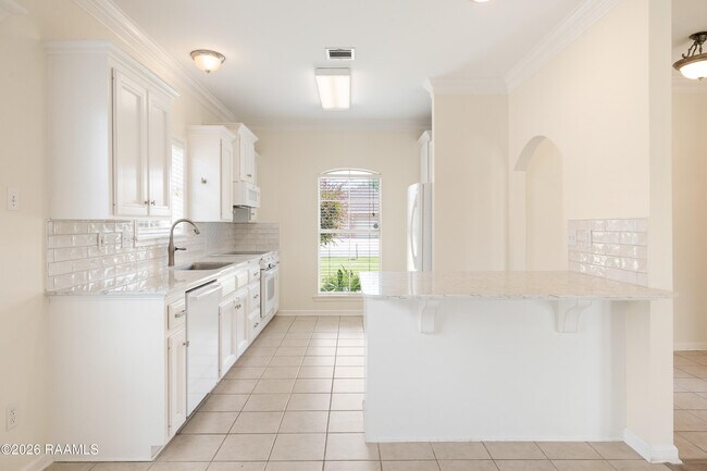 Building Photo - 133 Wild Rose Ln