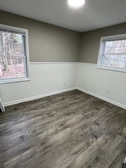 Building Photo - 2143 Wildwood Rd