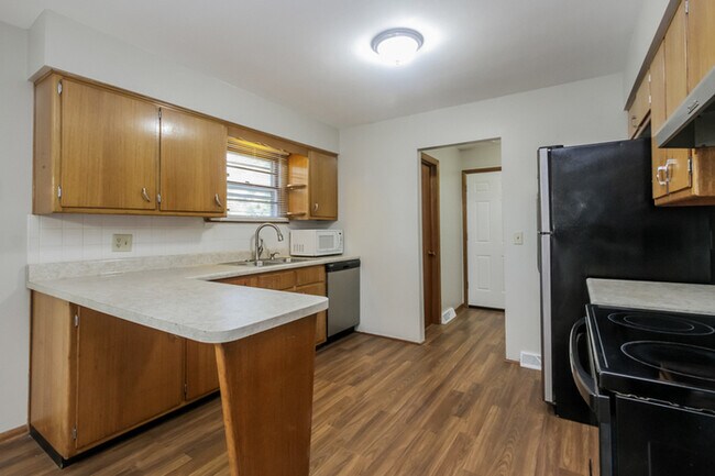 Building Photo - Great 3 Bedroom Home in Plainfield, IN