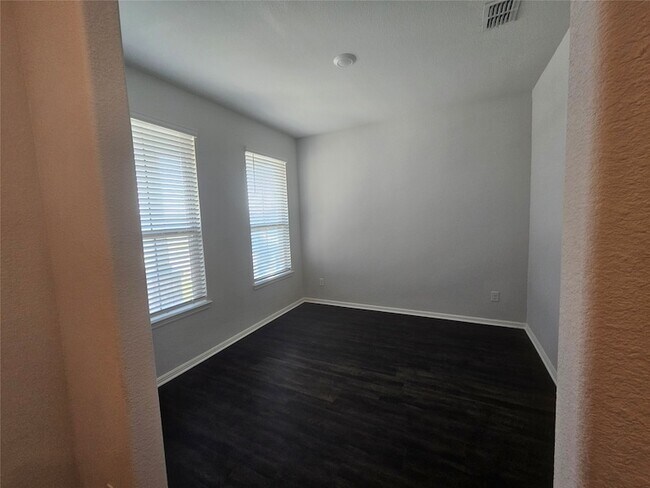Building Photo - 2320 Stallings Rd