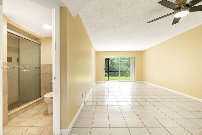 Building Photo - 7900 S Colony Cir