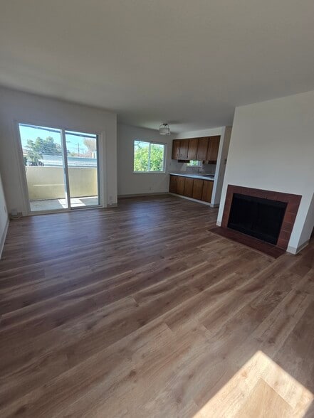 Building Photo - 3124 Yosemite Ave