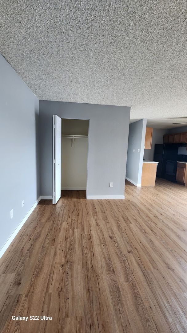 Building Photo - Myers Court