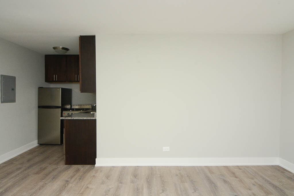 Building Photo - 447 W Surf St