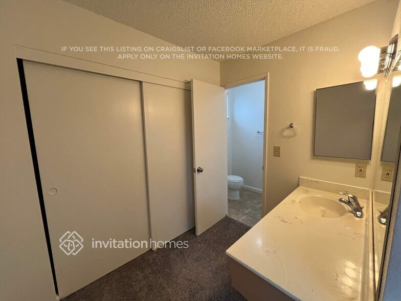 Building Photo - 7905 Wintergreen Dr