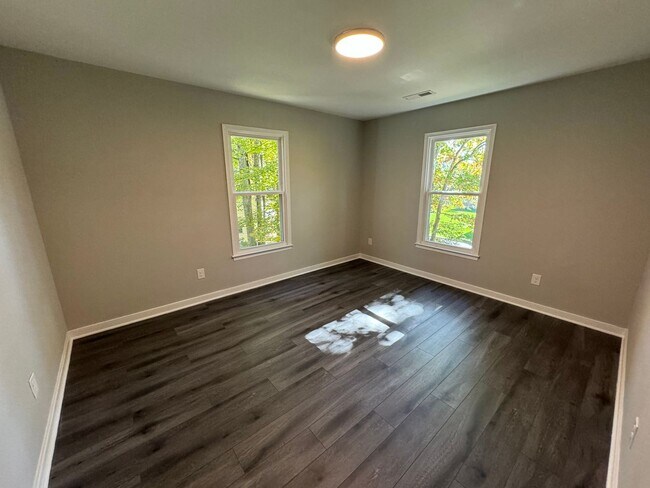 Building Photo - 1707 Choate Pl