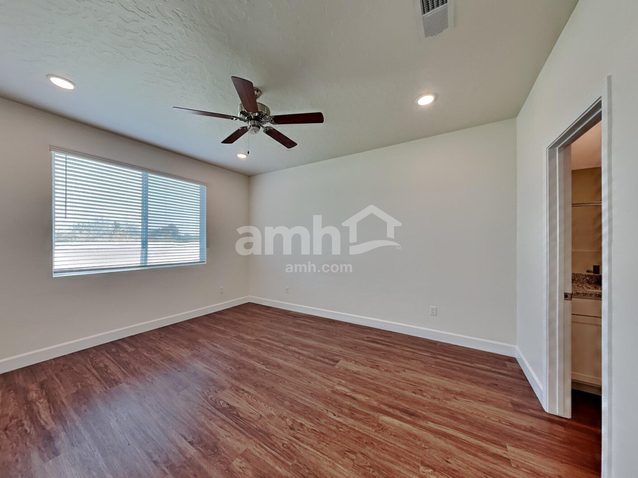 Building Photo - 1743 N Montgomery Way