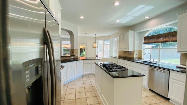Building Photo - 5510 Cherry Creek Bend Ct