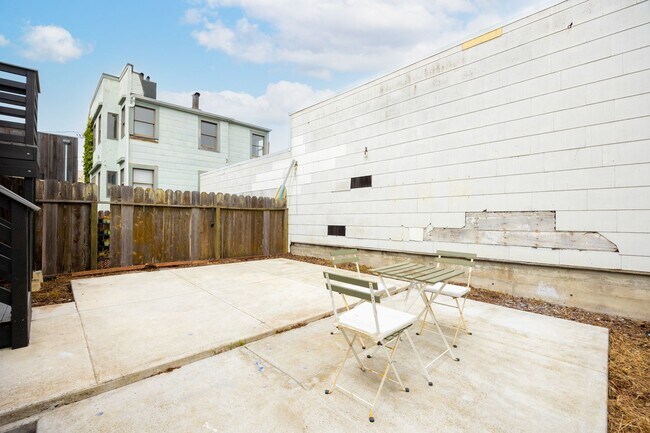 Building Photo - 1386-1388 47th Avenue (1355r)