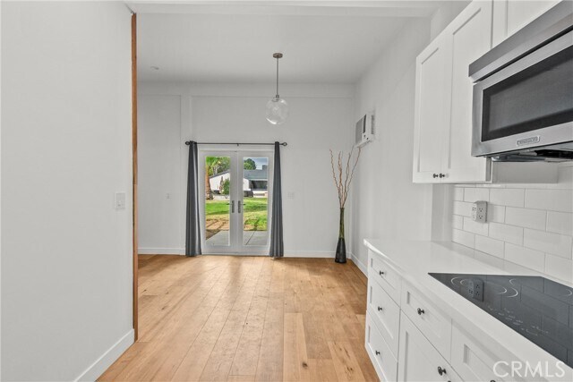 Building Photo - 23036 Burbank Blvd