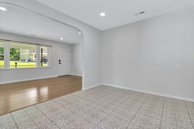 Building Photo - 38 Hi Alta Ave