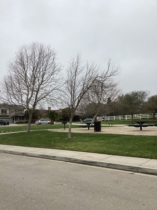 Building Photo - Beautiful Single Story Home in Old Orcutt's Stone Gate Development with easy access to VSFB