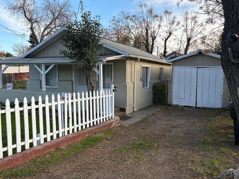 Building Photo - 1720 San Bernardino Ave