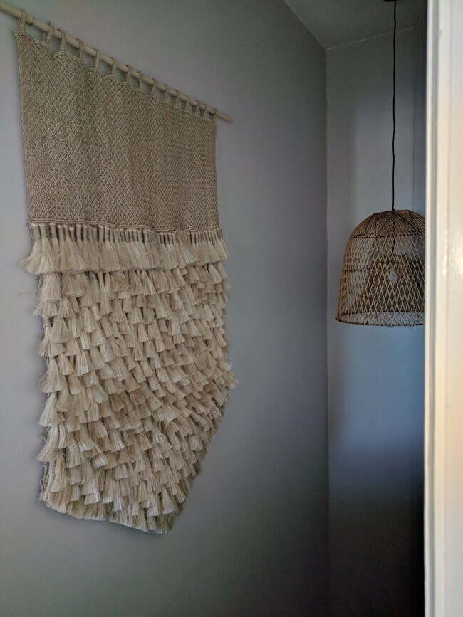 Building Photo - 1685 Oxford St