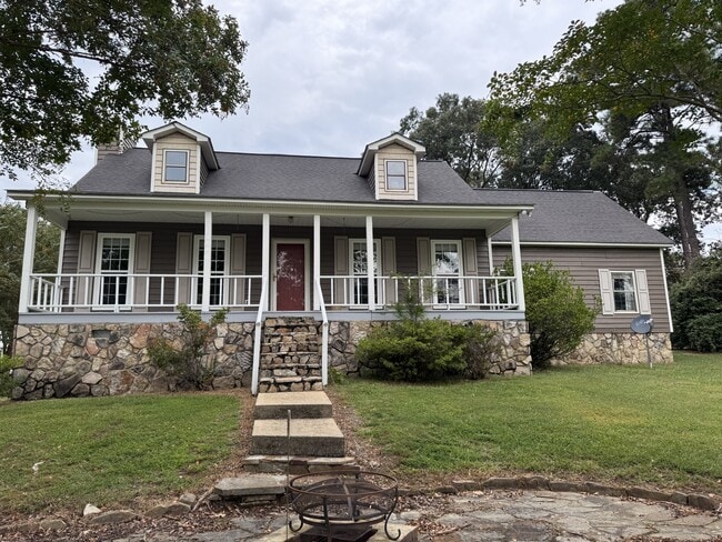 Building Photo - 290 County Rd 534