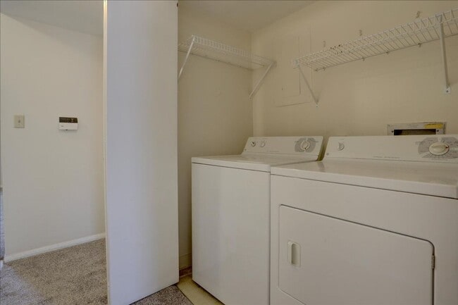 Building Photo - Amazing 2 Bed/1 Bath with premium amenities in Denver!
