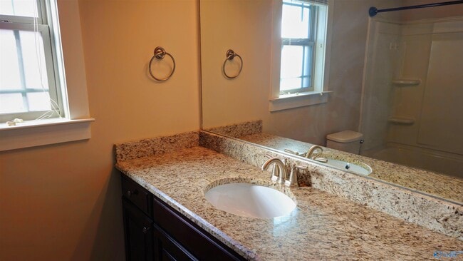 Building Photo - 3 Sudworth Dr SW