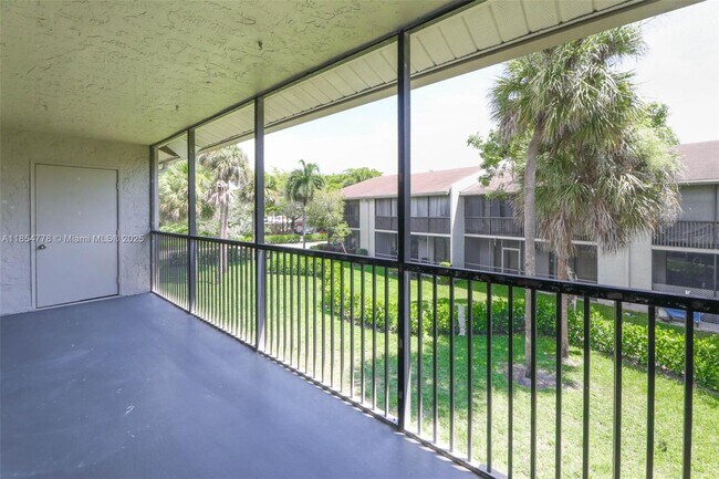 Building Photo - 1256 S Military Trail