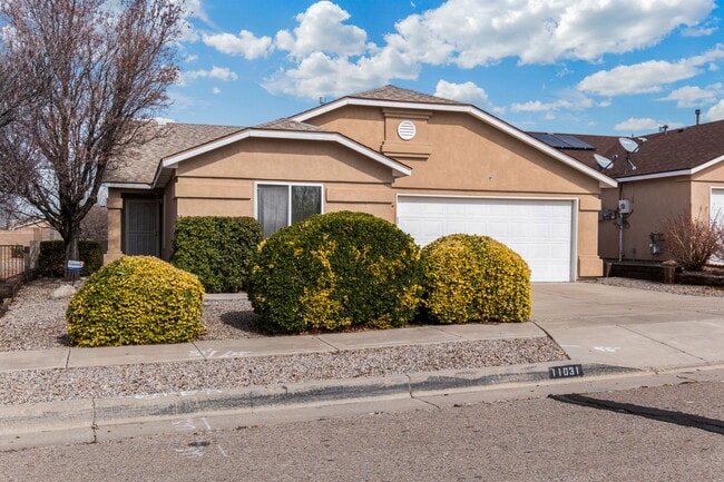 Building Photo - 11031 Deer Lodge Pl SE