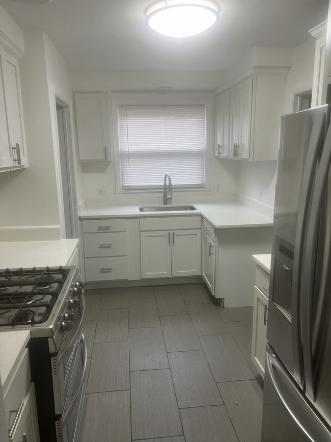 Building Photo - 19306 Cooley St