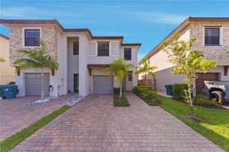 Building Photo - 25266 SW 107th Ave