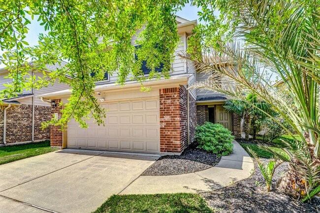 Building Photo - 11018 Avon Brook Ln