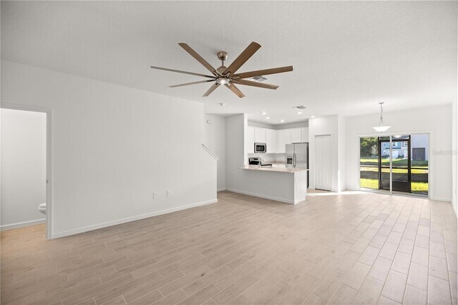 Building Photo - 3438 SE 37th Ct