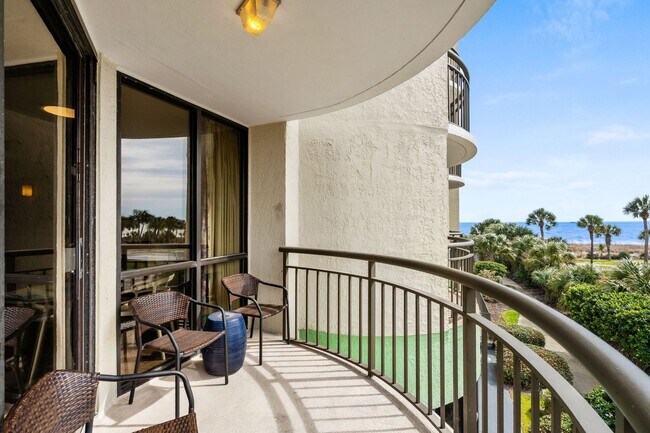 Building Photo - 2310 N Ocean Blvd