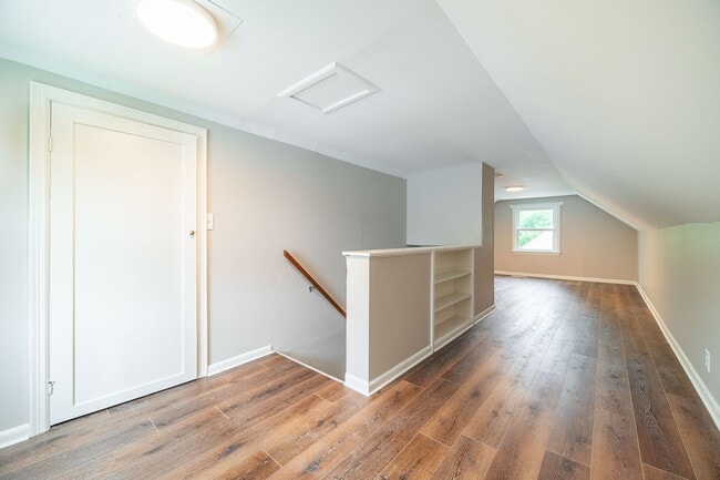 Building Photo - Charming Cape Cod Home in North Linden — 3...