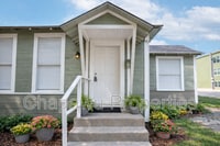 Building Photo - 111 S Olive St