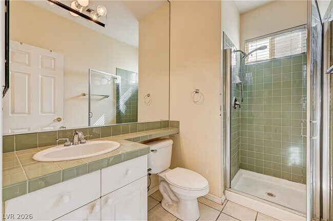 Building Photo - 2544 Kinnard Ave