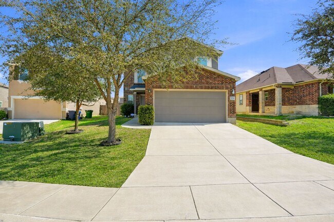 Building Photo - Spacious 4-Bedroom Home with Flexible Floor Plan in Growing West San Antonio