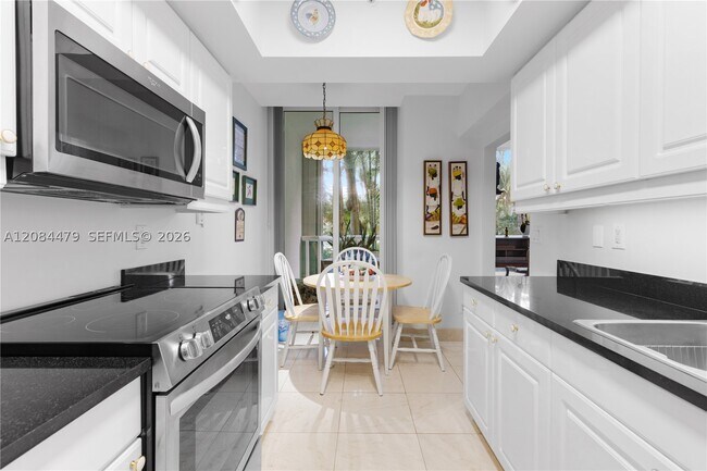Building Photo - 21055 Yacht Club Dr