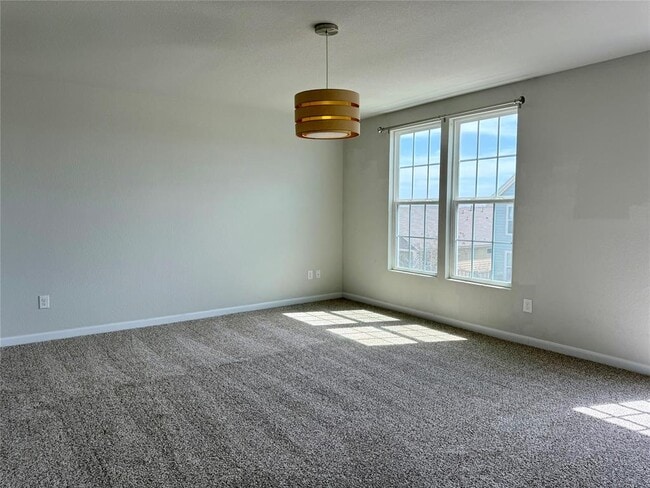 Building Photo - 1293 Nevarez