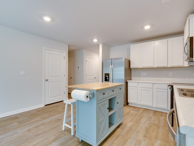 Building Photo - 3026 Course Ln